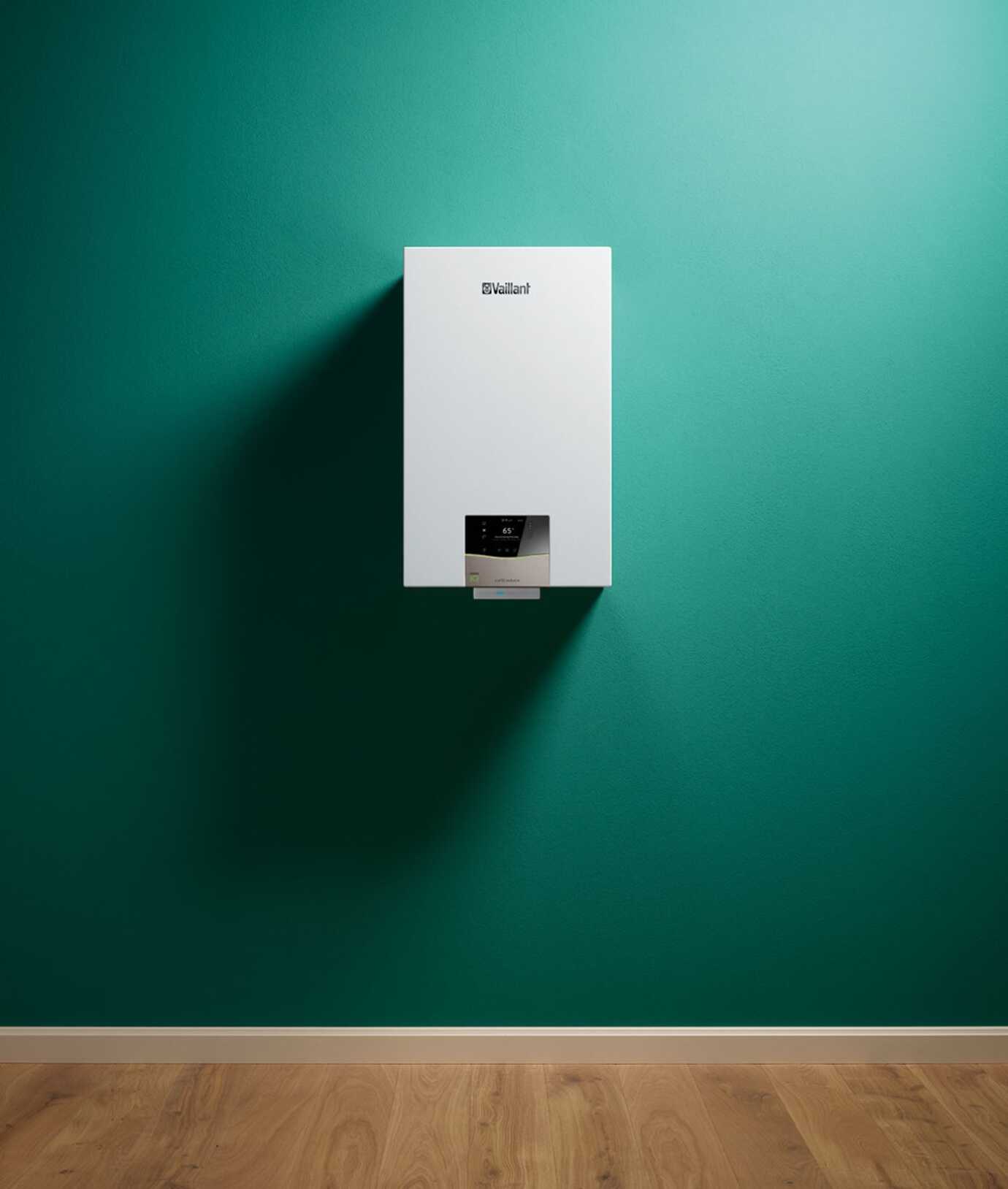 Caldaia murale ecoTEC exclusive VMW installata su parete verde