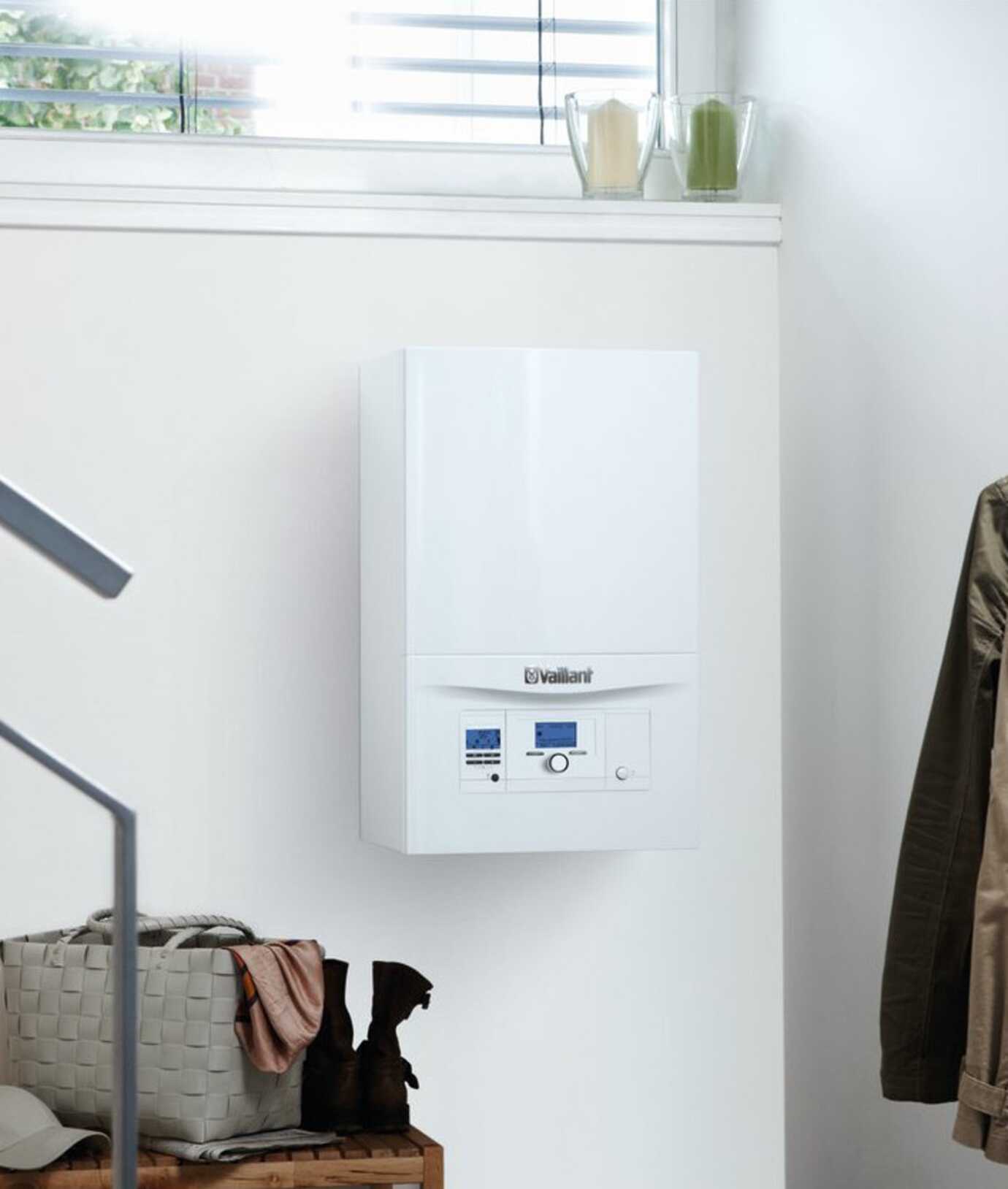 La caldaia ecoTEC pro VMW + installata in un ambiente domestico, perfetta per riscaldamento efficiente e acqua calda sanitaria.