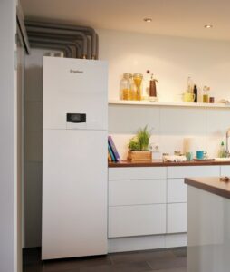 Pompa di calore aroTHERM Split plus con uniTOWER