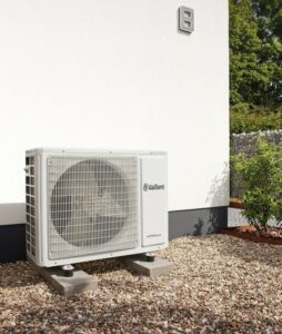 Pompa di calore aroTHERM pure con modulo murale